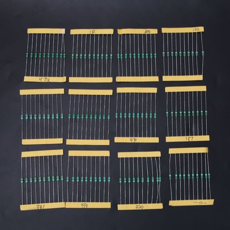 Satz mit 120 farbigen 1/4-W-Ringspulen in 12 Spulenfarben für elektronische Bauteile (1/5)