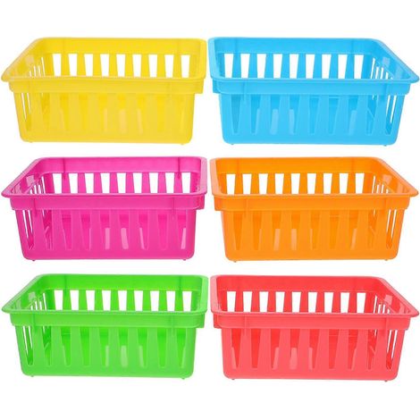 Six paniers de rangement en plastique colorés, adaptés aux salles de classe, aux maisons et aux bureaux – conception empilable pour ranger la papeterie et les petits objets. (1/5)