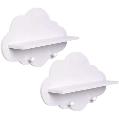 Un set di due mensole da parete in legno bianco a forma di nuvola: mensole decorative ideali per camerette, soggiorni o uffici, caratterizzate da un design divertente e salvaspazio. (1/5)
