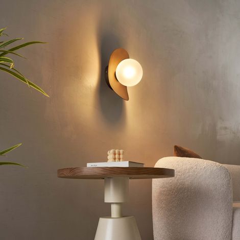 Applique marron en métal brossé avec boule en verre givré - Aurema (1/5)