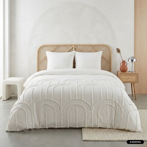 Parure de lit coton lavé tufté motifs arches rétro 2 places blanc. 1 housse + 2 taies 63x63cm 240 x 220 cm (1/4)