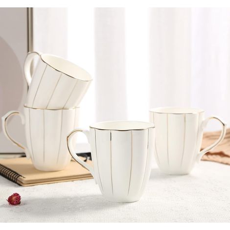 Set mit 4 Kaffeetassen (460 ml), luxuriöses britisches Design mit handgefertigten Goldrändern, Tassenset aus weißem Porzellan