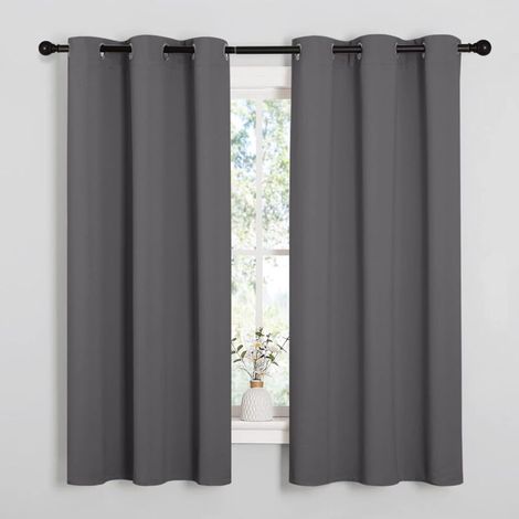 Rideaux occultants à œillets et isolation thermique pour chambre (2 panneaux, 107 cm de large x 160 cm de long, gris) (1/4)