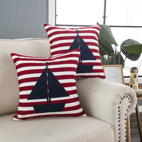 Ensemble de 2 housses de coussin carrées à motif de voilier, thème nautique, brodées et texturées (45 x 45 cm, lot de 2, bleu marine et rouge)