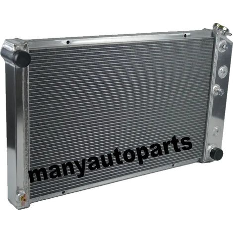 Radiador de aluminio, 31.50" x 18.50" x 2.50", entrada/salida de 1.50"/1.50", 3 filas, tapa de radiador incluida, compatible con Chevy Camaro/Nova/Regal (1/4)