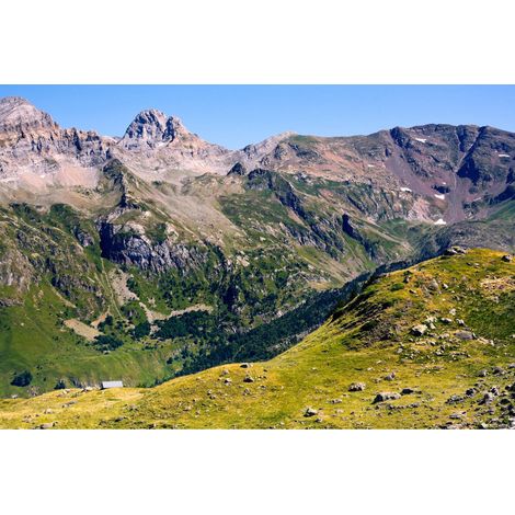 Tableau sur toile au cur des Pyrénées 30x45 cm - Impression sur Toile Murale Décorative - Image imprimée en HD sur Toile - Toile sur Châssis en Bois FSC - Fabriqué en France (1/4)