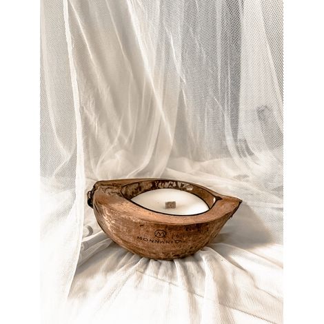 Bougie parfumée à la noix de coco et au kava (1/5)