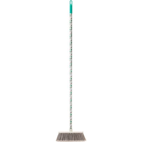 SCOPA ESSENTIAL GEOM CON MANICO - 130 CM