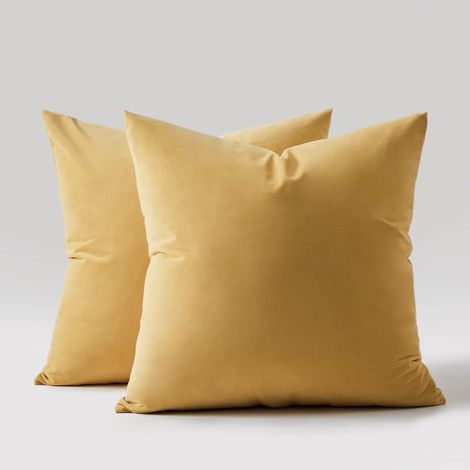 MINKUROW Funda de Cojín 50x50 Amarillo Decorativo Sofá Salón Hogar Juego de 2 Fundas de Cojín Cuadradas para Deco Dormitorio Silla Cama Oficina Sillón Cojines de Terciopelo Suave Color Sólido (1/5)
