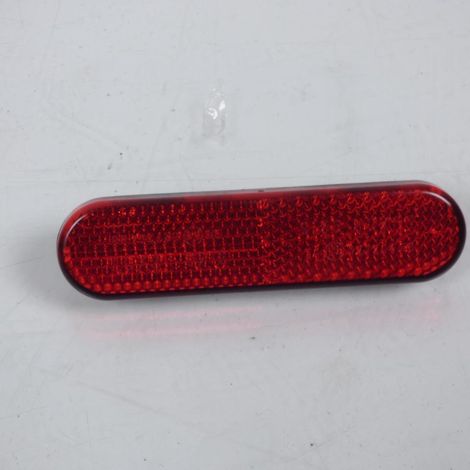 [PRODUIT D'OCCASION] Catadioptre origine pour scooter Peugeot 50 Ludix 2009 (1/2)