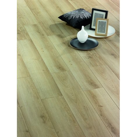 Aelle - Parquet stratifié 12 mm JEFFERSON SOLID PLUS (1/5)