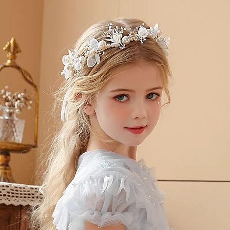 Bandeau de perles dorées orné de gypsophile et de cristaux, idéal pour les demoiselles d'honneur et les petites filles d'honneur. Parfait pour une mariée princesse, une petite fille d'honneur ou une d (1/3)