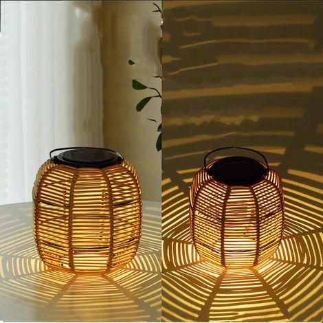 Paquet de 2 lanternes solaires d'extérieur alimentées par batterie, lampes solaires suspendues avec capteur crépusculaire (ampoule non incluse) (1/5)