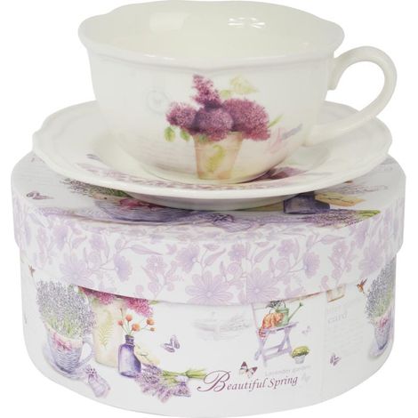 Set composto da tazza e piattino in ceramica con fiori di lillà in vaso, confezionato in una scatola regalo. (1/3)
