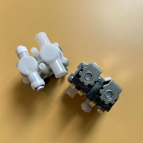 Original water inlet solenoid valve and inlet/outlet valve for fully automatic mini washing machines for lingerie (220V).