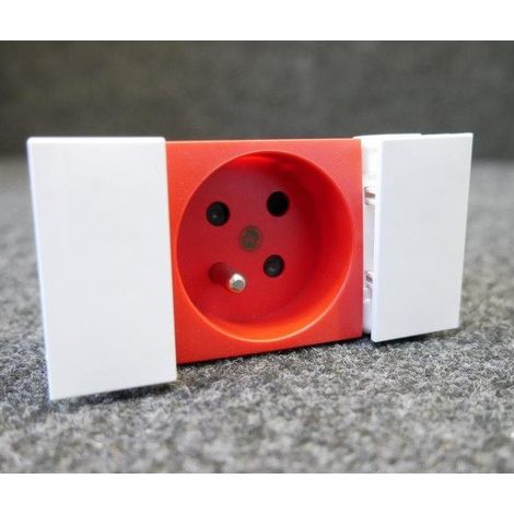 Prise de courant 2P+T 16A 1 poste 2 modules rouge à détrompage 16A 250V inclinée 45° bornes auto Logix Normaclips PLANET WATTOHM (1/2)