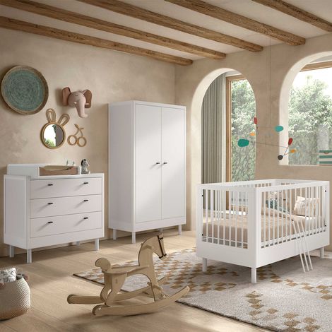 Chambre bébé Forrest: lit bébé 70x140cm, commode avec planche à (1/5)