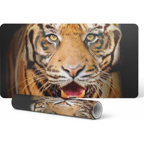 Alfombrilla de escritorio antideslizante y protectora con dise帽o de tigre - Primer plano de la cara 100x50 cm