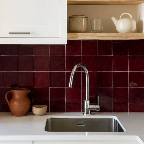 Véritable Zellige Marocain Rouge Lie de Vin N°19 10x10 cm - Ti'ma Stone - Paquet de 0,5 m² - Ti'ma Stone (1/5)