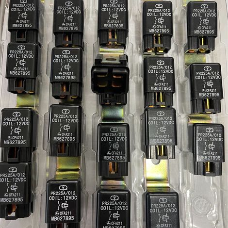 Mitsubishi Pajero Klimaanlagenrelais MB627895 Omron-Relais MB627895