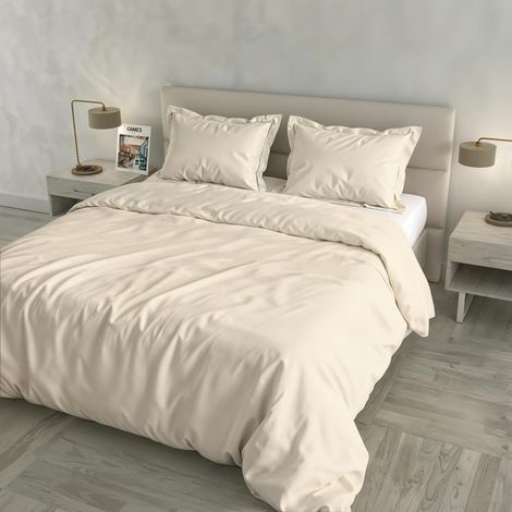 Parure de Housse de Couette en Satin de Coton 100%, fabriquée en Italie – Housse 255×200 cm avec Double Rabat de 50 cm, 2 taies d’Oreiller 52×82 cm avec 4 Volants, uni – ÉCRU (1/5)
