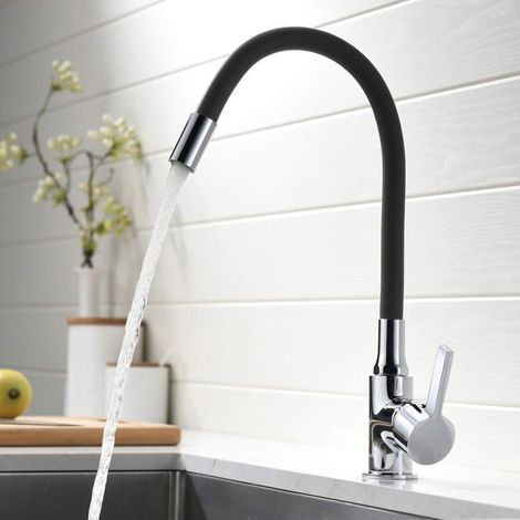 Robinet de cuisine avec bec flexible rotatif à 360° et tuyau en silicone noir, idéal pour mélanger et faciliter l'alimentation en eau de la cuisine. (1/4)