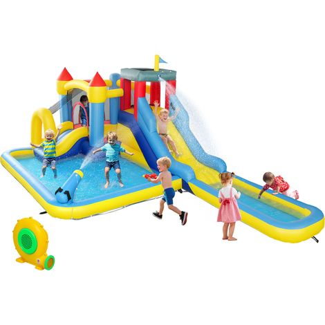 Aufblasbare Burg mit Rutschen, Trampolin, Kletterwand und Wasserkanone für den Wasserpark