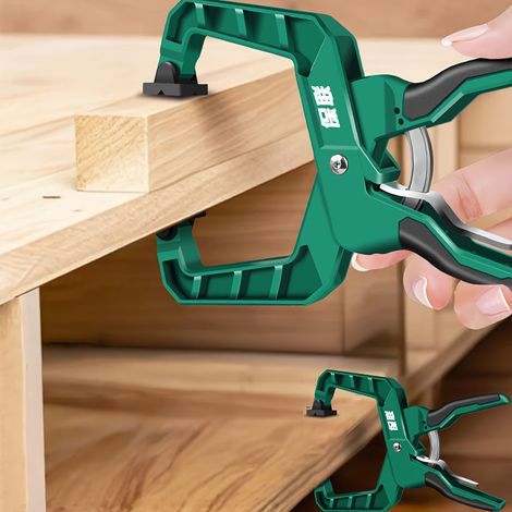 Serre-joints en G de 9 pouces pour le travail du bois, adaptés au bois, au métal et à la pierre, offrant une prise de serrage sûre. (1/5)