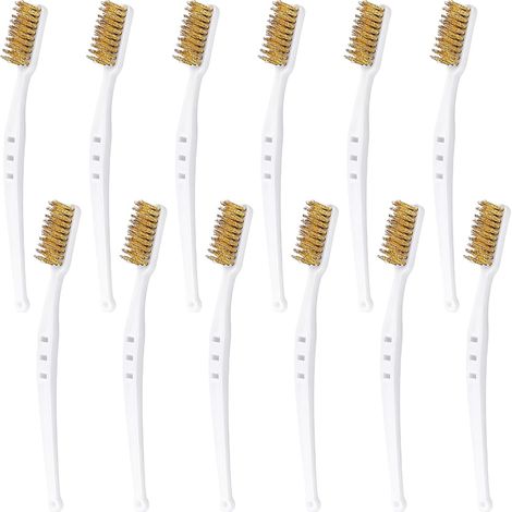 Set of 12 Metal Hand Brushes for Rust and Stubborn Dirt (1/5)