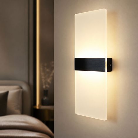 Applique da parete a LED da 10W dal design moderno, con paralume in acrilico e corpo in alluminio spazzolato nero, 40x15 cm, illuminazione a 3 colori per camera da letto e corridoio. (1/4)