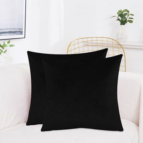 BEBUSINGOTO Lot de 2 housses de coussin en velours 45 cm x 45 cm, taie d'oreiller carrée, housses de coussin de canapé, taies d'oreiller pour salon, canapé, terrasse, balcon, maison et hôtel,Noir (1/3)