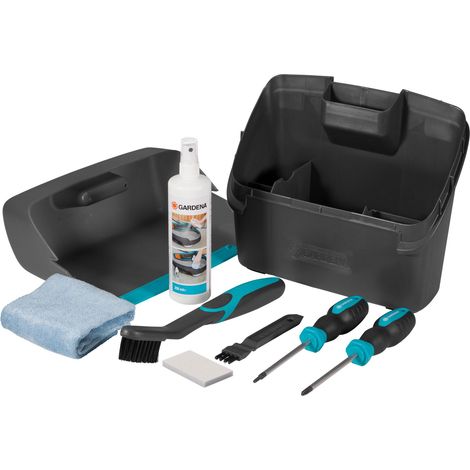 GARDENA Kit d'entretien robots. Comprend 1 tampon abrasif, 2 brosses, 1 spray nettoyan et 2 tournevis. (4067-20) (1/5)