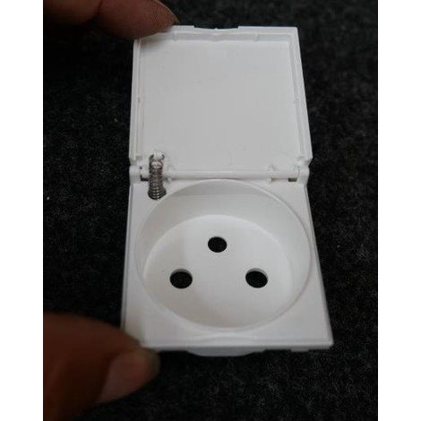 Enjoliveur à clapet blanc pure 1 poste 2 modules pour prise de courant 2P+T série Gallery HAGER