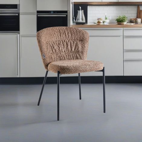 Set 4 Sedie Cami in tessuto teddy tortora: un connubio di design e comfort (1/3)