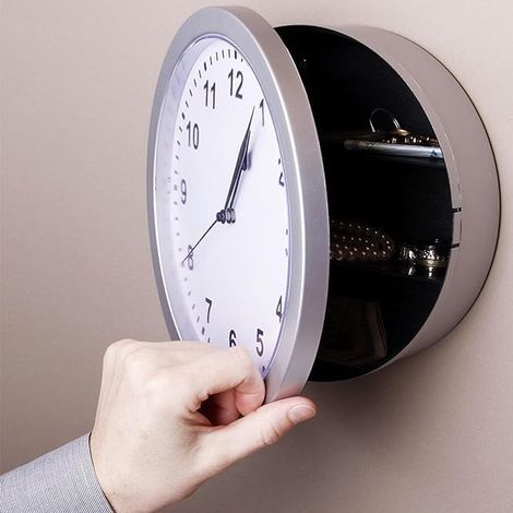 Ca. 25 cm große Kunststoff-Wanduhr mit verstecktem Sicherheitsfach. Eine dekorative Uhr im Vintage-Stil mit einem geheimen Sicherheitsfach, die Ihrem Zimmer eine originelle Note verleiht (silber). (1/5)
