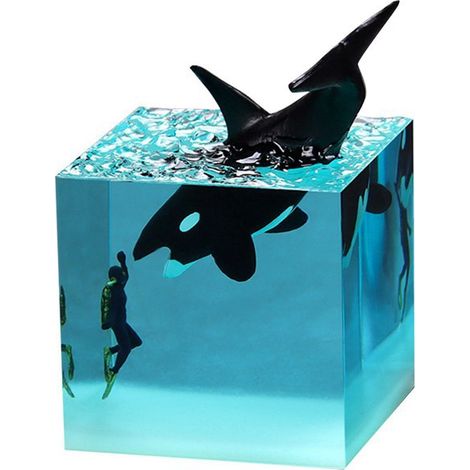 Comme illustré sur la photo : motif orque  matériau : résine marine, baleine à bosse, cube de 5 cm.