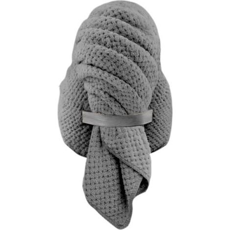 Microfiber hair towel, large and super absorbent, perfect for drying curls quickly. (1/4)