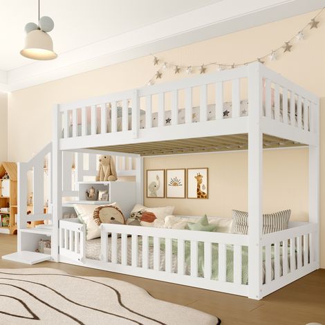Niedriges Etagenbett 90x200 cm mit Stauraumtreppe und Schutzgittern, Holz und MDF, Weiß OKWISH (1/5)