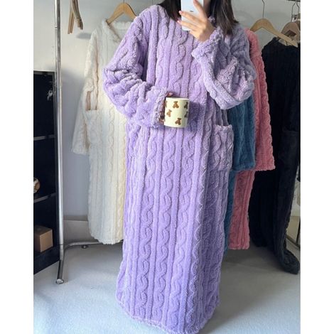1 Peignoir Femme Polaire Douce Manches Longues Avec Ceinture Poches Chauffage Hiver Maison (1/5)
