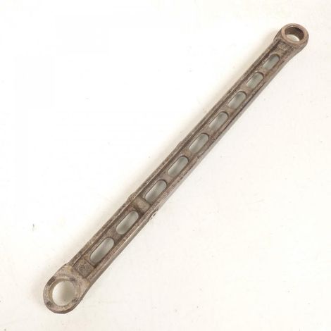 [GEBRAUCHT] [GEBRAUCHT] Hinterradbremssattelhalter für Motorradbremse (1/2)