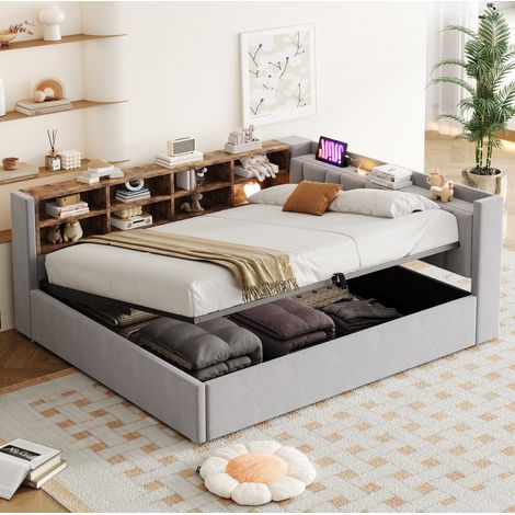 Cama tapizada multifunción 140x200 cm en terciopelo gris claro con arcón hidráulico, USB/Type-C, luz nocturna y estantes (1/5)