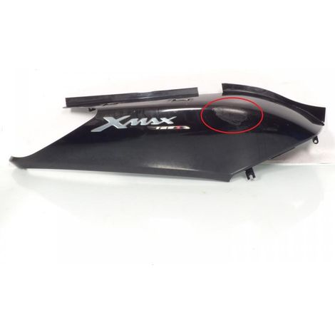 [PRODUIT D'OCCASION] Coque arrière droite origine pour Scooter Yamaha 125 Xmax 2006 à (1/3)