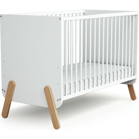 Les Tendances – Lit bébé en bois massif PIRATE 60 x 120 cm – Sommier à lattes réglable 3 positions – Coloris blanc – Dimensions 127 x 64 x 88 cm (1/6)