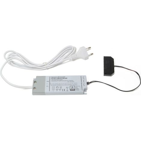 L&S LED-Convertidor 230V 12V 15W Distribuidor 6 vías - 2000420