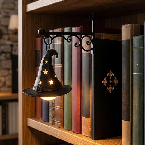 Lanterne LED Chapeau de Sorcière, Décoration Vintage pour Bibliothèque, Étagère à Livres, Coin Lecture, Bureau et Halloween (1/5)