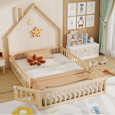 Letto a casetta 140x200 cm in legno di pino naturale, con testiera camino e rete a doghe (1/5)