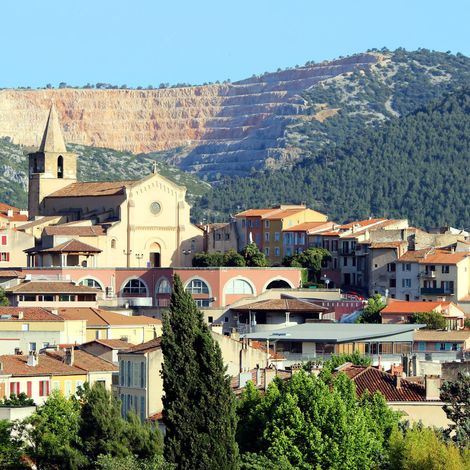 Tableau sur toile village d'Aubagne 30x30 cm - Impression sur Toile Murale Décorative - Image imprimée en HD sur Toile - Toile sur Châssis en Bois FSC - Fabriqué en France (1/4)