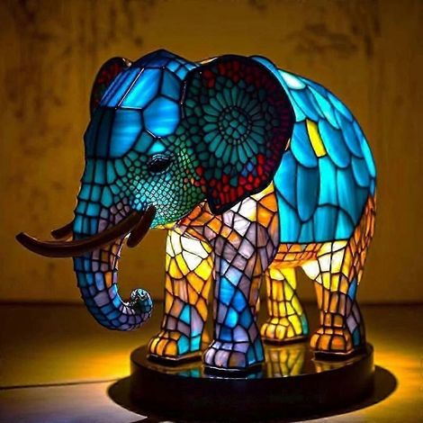 Nouvelle série Chien - Ornements en résine - Veilleuse LED - Statue d'animal artistique - Lampe de table créative pour la maison ou le bureau - Taille : Éléphant