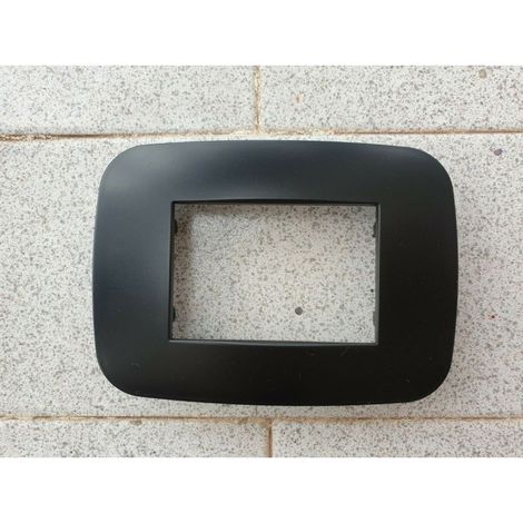 Plaques Plaques Compatibles Avec Les Trous Colorés De La Série Axolute Bticino Noir