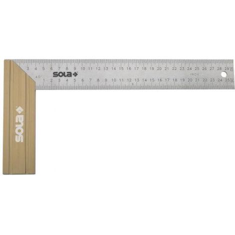 Escuadra de carpintero SOLA con medidas 200 x 145 mm y alta precisión. (1/2)